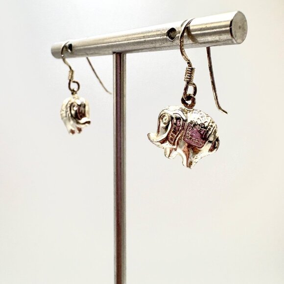 VTG Sterling Silver 925 Elephant Textured Dangle Earrings Size 1" Length - Picture 3 of 10